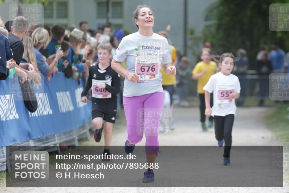 17.05.2025 - Störlauf H.Heesch http://msf.ph/oto/7895688 17.05.2025 13:57:23 Ziel 646, 676, 55 meine-sportfotos.de