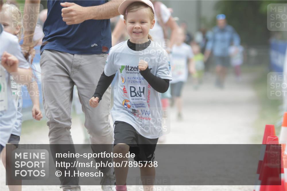 17.05.2025 - Störlauf H.Heesch http://msf.ph/oto/7895738 17.05.2025 13:17:31 Ziel  meine-sportfotos.de