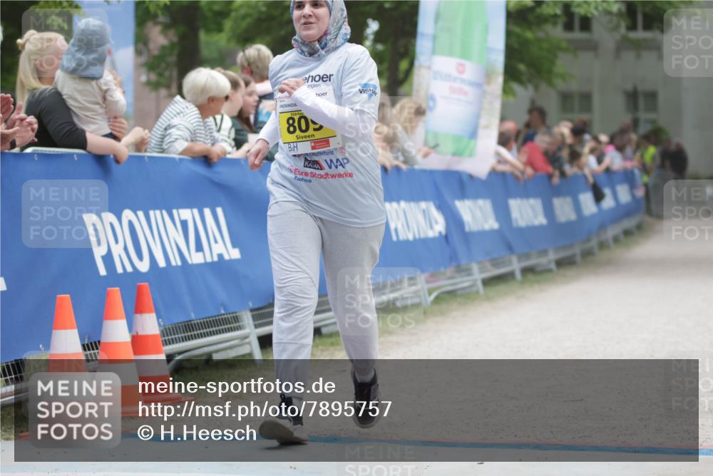 17.05.2025 - Störlauf H.Heesch http://msf.ph/oto/7895757 17.05.2025 14:18:01 Ziel 805 meine-sportfotos.de