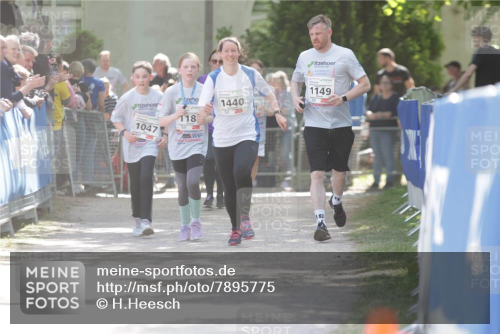 17.05.2025 - Störlauf H.Heesch http://msf.ph/oto/7895775 17.05.2025 14:48:36 Ziel 1047, 118, 1440, 1149, 18 meine-sportfotos.de