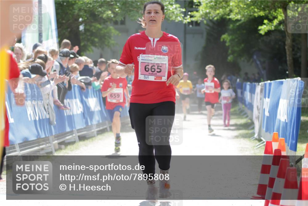 17.05.2025 - Störlauf H.Heesch http://msf.ph/oto/7895808 17.05.2025 13:57:41 Ziel 659, 2025, 665 meine-sportfotos.de