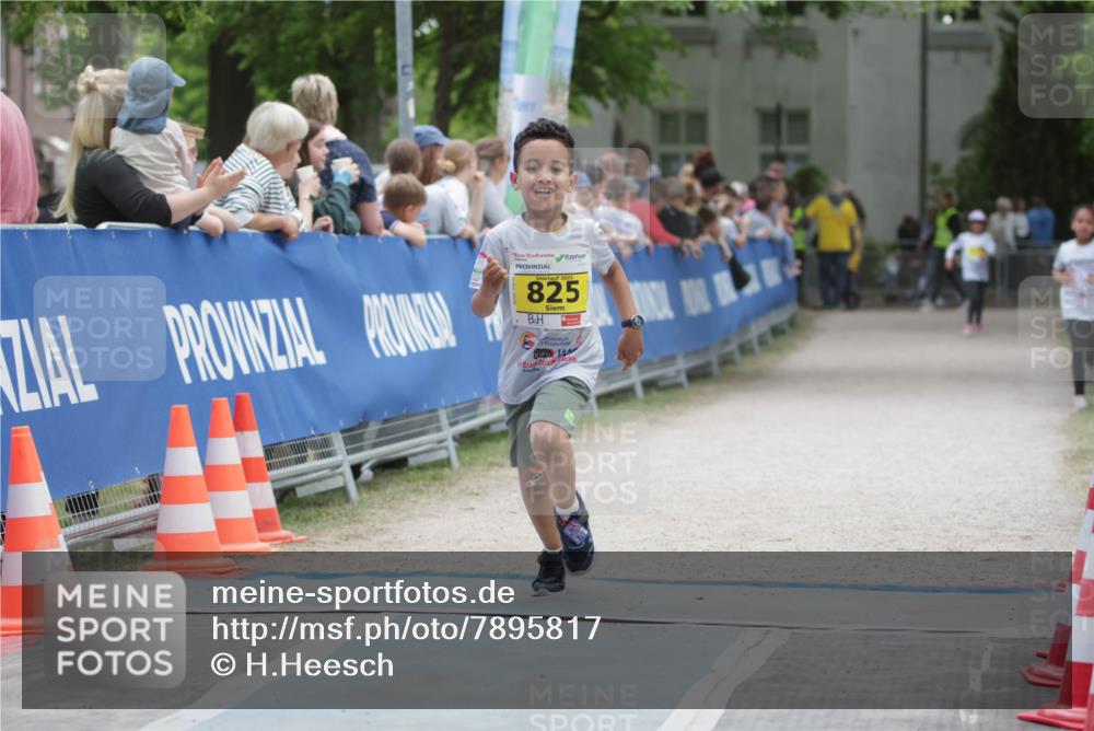17.05.2025 - Störlauf H.Heesch http://msf.ph/oto/7895817 17.05.2025 14:18:26 Ziel 825 meine-sportfotos.de