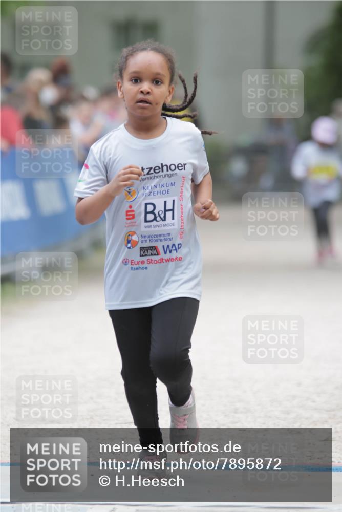 17.05.2025 - Störlauf H.Heesch http://msf.ph/oto/7895872 17.05.2025 14:18:31 Ziel 25 meine-sportfotos.de