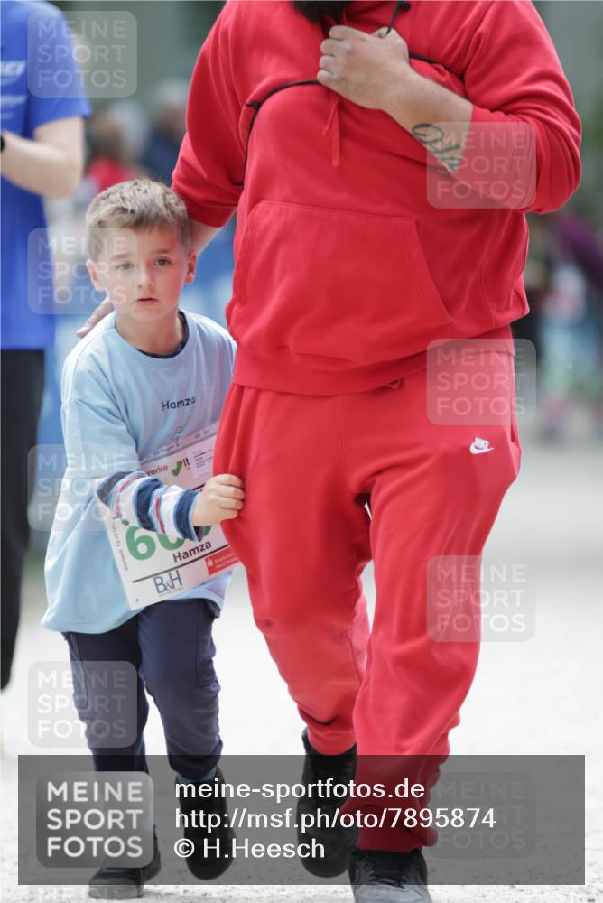 17.05.2025 - Störlauf H.Heesch http://msf.ph/oto/7895874 17.05.2025 13:18:42 Ziel 0, 60 meine-sportfotos.de