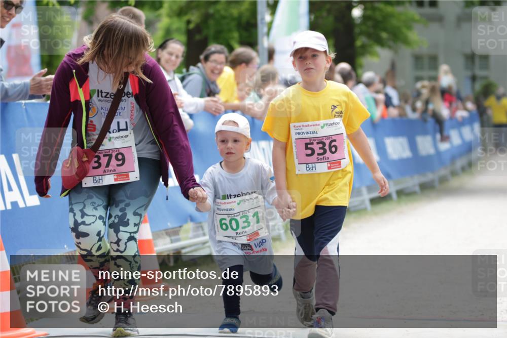17.05.2025 - Störlauf H.Heesch http://msf.ph/oto/7895893 17.05.2025 13:18:58 Ziel 2025, 379, 2025, 6031, 2025, 536 meine-sportfotos.de
