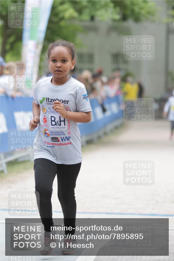 17.05.2025 - Störlauf H.Heesch http://msf.ph/oto/7895895 17.05.2025 14:18:32 Ziel 25 meine-sportfotos.de