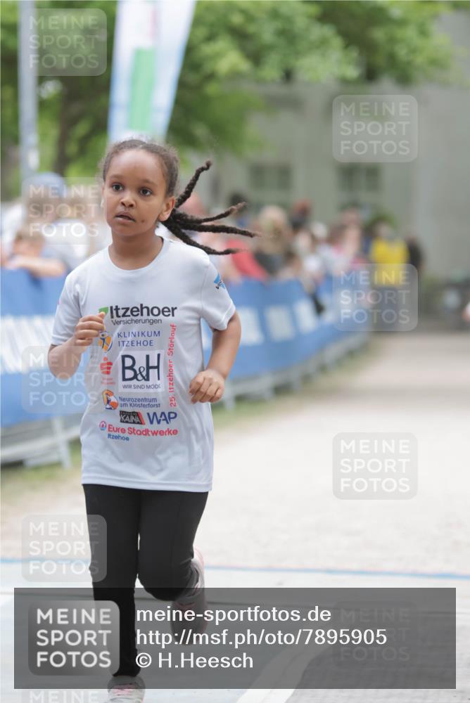 17.05.2025 - Störlauf H.Heesch http://msf.ph/oto/7895905 17.05.2025 14:18:32 Ziel 25 meine-sportfotos.de