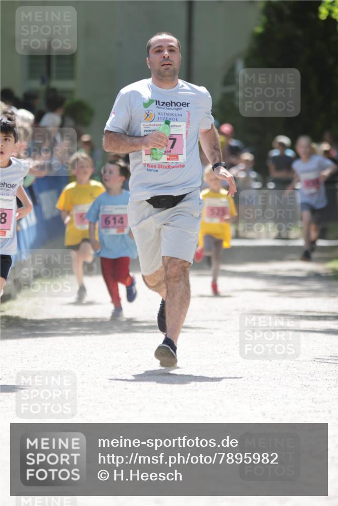 17.05.2025 - Störlauf H.Heesch http://msf.ph/oto/7895982 17.05.2025 13:58:01 Ziel 8, 614, 7, 525 meine-sportfotos.de