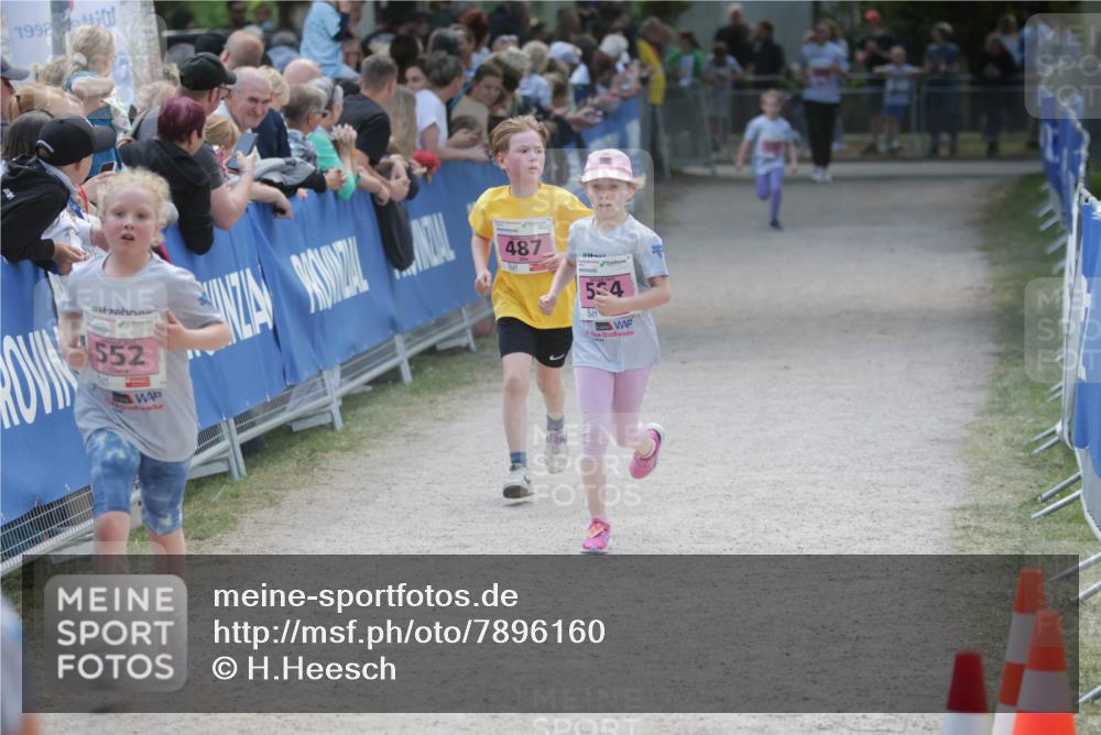 17.05.2025 - Störlauf H.Heesch http://msf.ph/oto/7896160 17.05.2025 13:59:06 Ziel 1992, 552, 487, 534 meine-sportfotos.de
