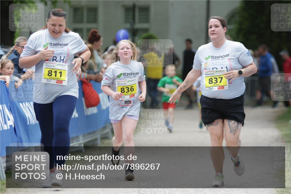 17.05.2025 - Störlauf H.Heesch http://msf.ph/oto/7896267 17.05.2025 14:19:45 Ziel 811, 203, 836, 837 meine-sportfotos.de