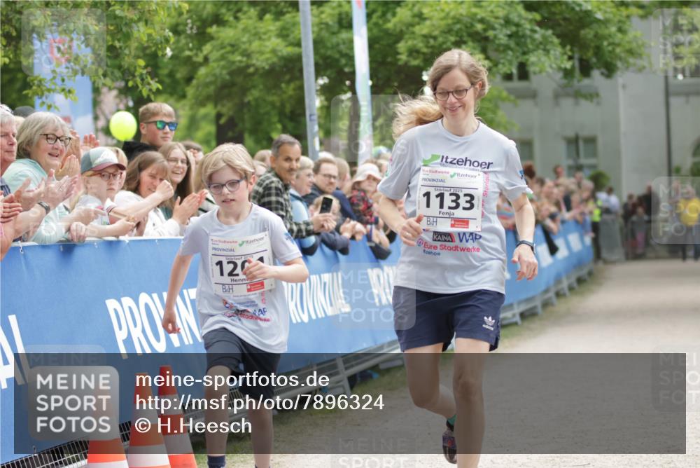 17.05.2025 - Störlauf H.Heesch http://msf.ph/oto/7896324 17.05.2025 14:32:17 Ziel 2015, 12, 2025, 1133 meine-sportfotos.de