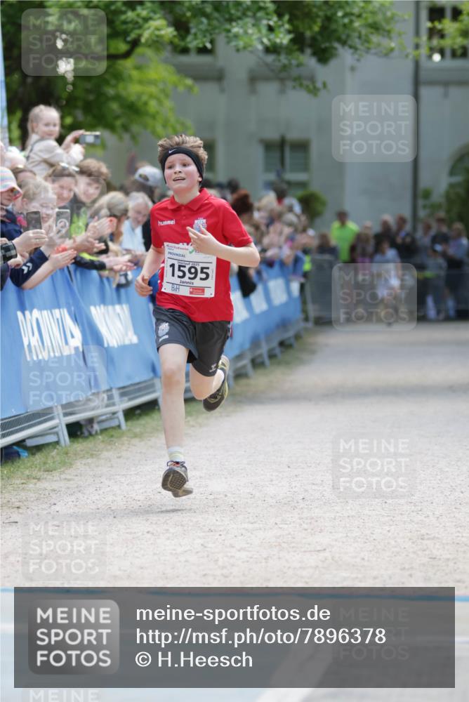 17.05.2025 - Störlauf H.Heesch http://msf.ph/oto/7896378 17.05.2025 14:37:33 Ziel 2025, 1595 meine-sportfotos.de