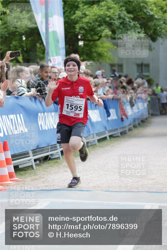 17.05.2025 - Störlauf H.Heesch http://msf.ph/oto/7896399 17.05.2025 14:37:34 Ziel 2025, 1595 meine-sportfotos.de