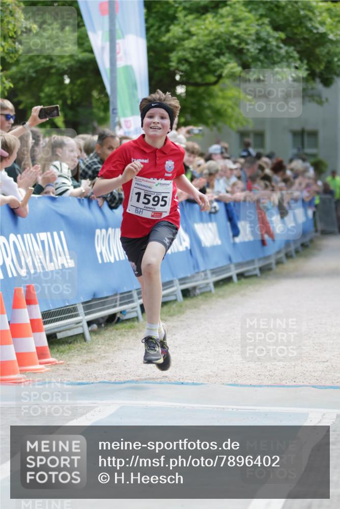 17.05.2025 - Störlauf H.Heesch http://msf.ph/oto/7896402 17.05.2025 14:37:34 Ziel 2025, 1595 meine-sportfotos.de