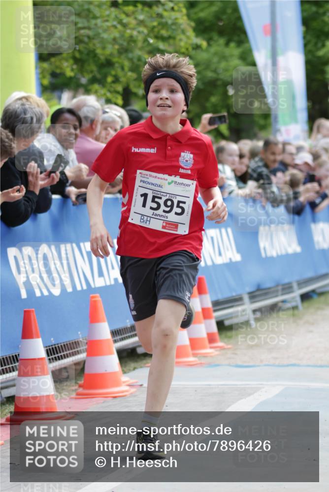 17.05.2025 - Störlauf H.Heesch http://msf.ph/oto/7896426 17.05.2025 14:37:35 Ziel 2025, 1595 meine-sportfotos.de