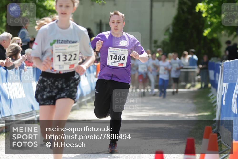 17.05.2025 - Störlauf H.Heesch http://msf.ph/oto/7896494 17.05.2025 14:50:34 Ziel 1990, 1322, 2025, 1484 meine-sportfotos.de