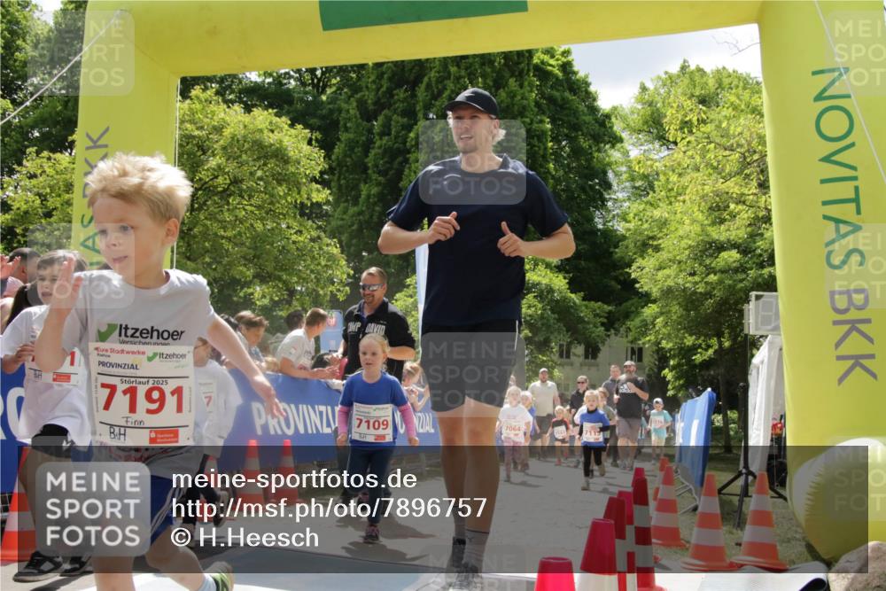 17.05.2025 - Störlauf H.Heesch http://msf.ph/oto/7896757 17.05.2025 13:02:07 Ziel 7109, 2025, 7191, 7064, 1276 meine-sportfotos.de