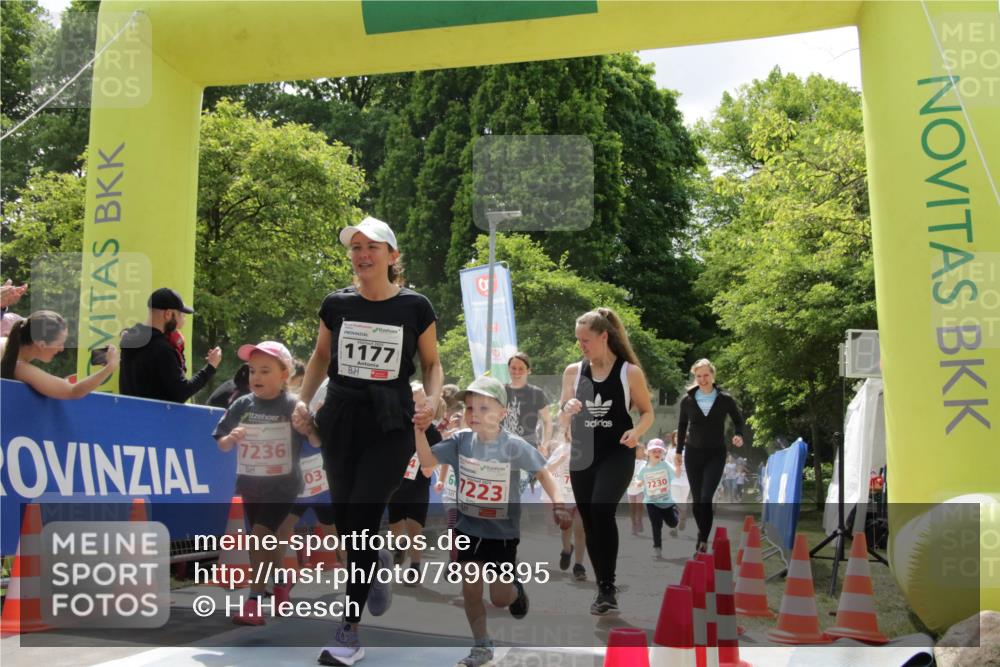 17.05.2025 - Störlauf H.Heesch http://msf.ph/oto/7896895 17.05.2025 13:02:25 Ziel 7236, 1177, 7223 meine-sportfotos.de