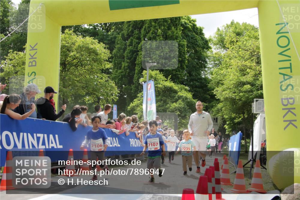 17.05.2025 - Störlauf H.Heesch http://msf.ph/oto/7896947 17.05.2025 13:02:31 Ziel 7106, 7107, 7235 meine-sportfotos.de