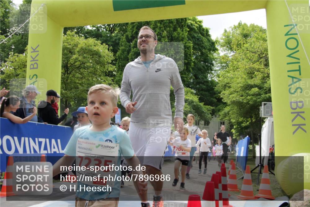 17.05.2025 - Störlauf H.Heesch http://msf.ph/oto/7896986 17.05.2025 13:02:33 Ziel 2025, 7235, 704, 7046 meine-sportfotos.de