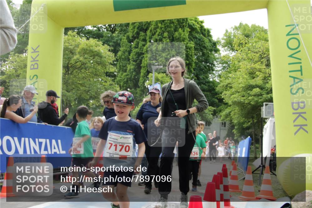 17.05.2025 - Störlauf H.Heesch http://msf.ph/oto/7897096 17.05.2025 13:02:45 Ziel 7170, 126 meine-sportfotos.de