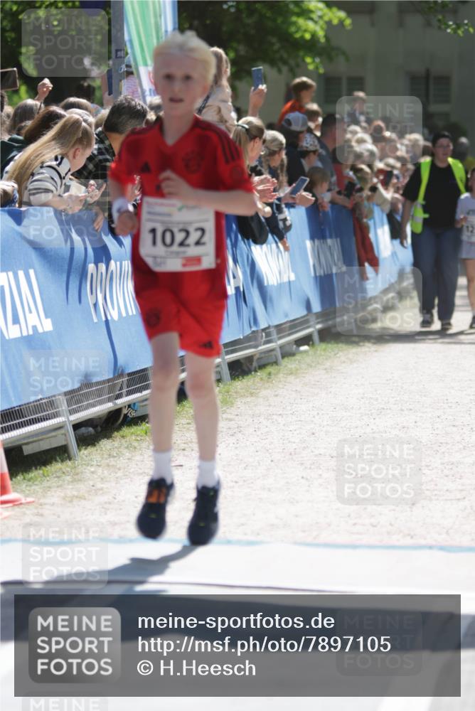 17.05.2025 - Störlauf H.Heesch http://msf.ph/oto/7897105 17.05.2025 14:40:06 Ziel 1022 meine-sportfotos.de