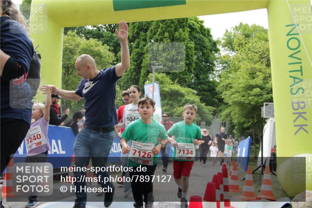 17.05.2025 - Störlauf H.Heesch http://msf.ph/oto/7897127 17.05.2025 13:02:47 Ziel 104, 7240, 7126, 7134 meine-sportfotos.de