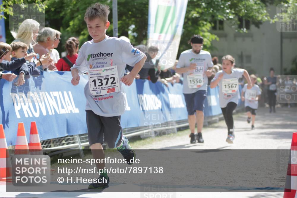 17.05.2025 - Störlauf H.Heesch http://msf.ph/oto/7897138 17.05.2025 14:52:23 Ziel 2025, 1372, 1550, 1567, 134 meine-sportfotos.de