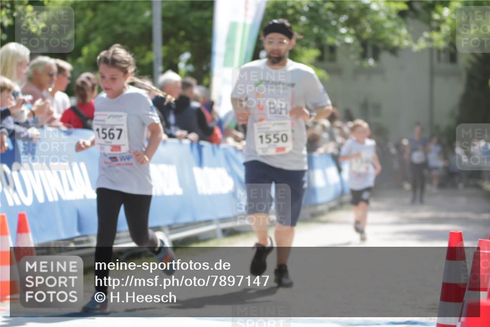 17.05.2025 - Störlauf H.Heesch http://msf.ph/oto/7897147 17.05.2025 14:52:25 Ziel 1567, 1550 meine-sportfotos.de