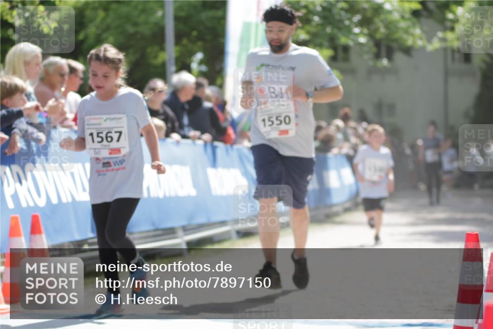 17.05.2025 - Störlauf H.Heesch http://msf.ph/oto/7897150 17.05.2025 14:52:25 Ziel 1567, 1550 meine-sportfotos.de