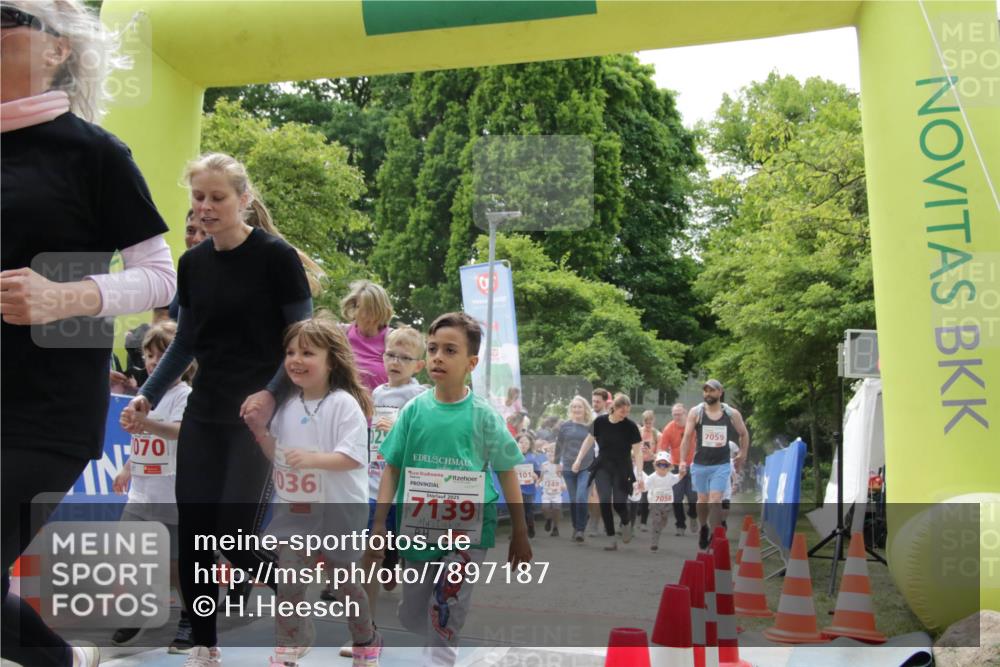 17.05.2025 - Störlauf H.Heesch http://msf.ph/oto/7897187 17.05.2025 13:02:53 Ziel 070, 0361, 7139 meine-sportfotos.de