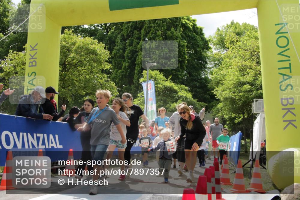 17.05.2025 - Störlauf H.Heesch http://msf.ph/oto/7897357 17.05.2025 13:03:14 Ziel 7172 meine-sportfotos.de