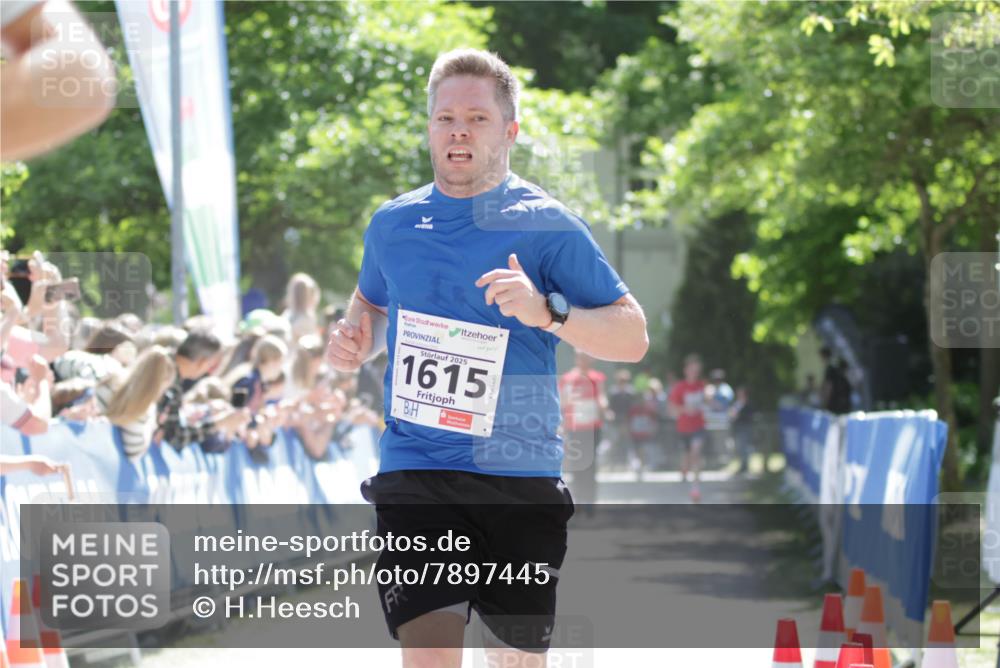 17.05.2025 - Störlauf H.Heesch http://msf.ph/oto/7897445 17.05.2025 14:41:24 Ziel 2025, 1615 meine-sportfotos.de