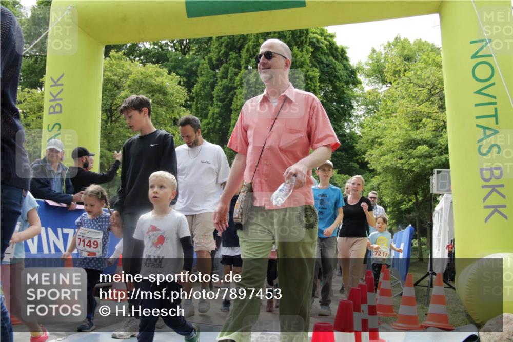 17.05.2025 - Störlauf H.Heesch http://msf.ph/oto/7897453 17.05.2025 13:03:23 Ziel 7149 meine-sportfotos.de