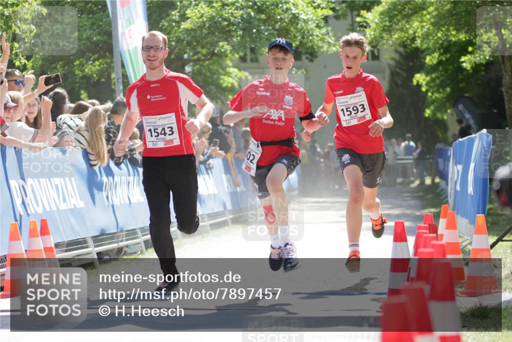 17.05.2025 - Störlauf H.Heesch http://msf.ph/oto/7897457 17.05.2025 14:41:28 Ziel 1543, 02, 1593 meine-sportfotos.de