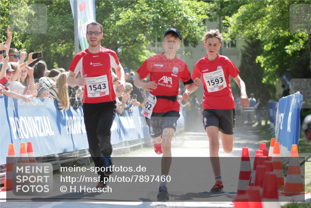 17.05.2025 - Störlauf H.Heesch http://msf.ph/oto/7897460 17.05.2025 14:41:28 Ziel 1543, 02, 1593 meine-sportfotos.de