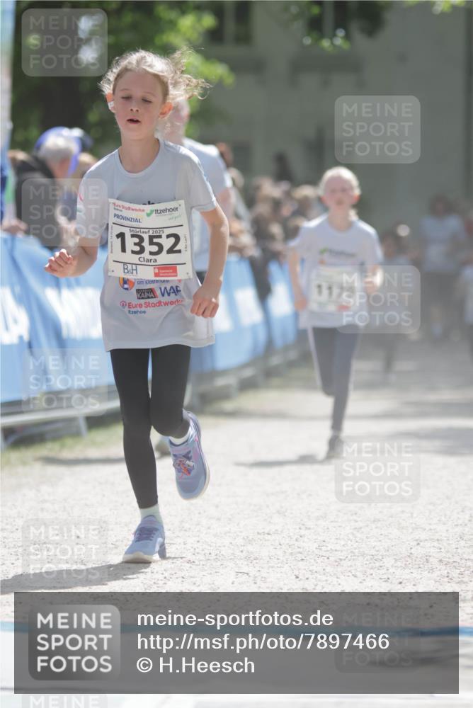 17.05.2025 - Störlauf H.Heesch http://msf.ph/oto/7897466 17.05.2025 14:53:27 Ziel 2025, 1352, 1179 meine-sportfotos.de