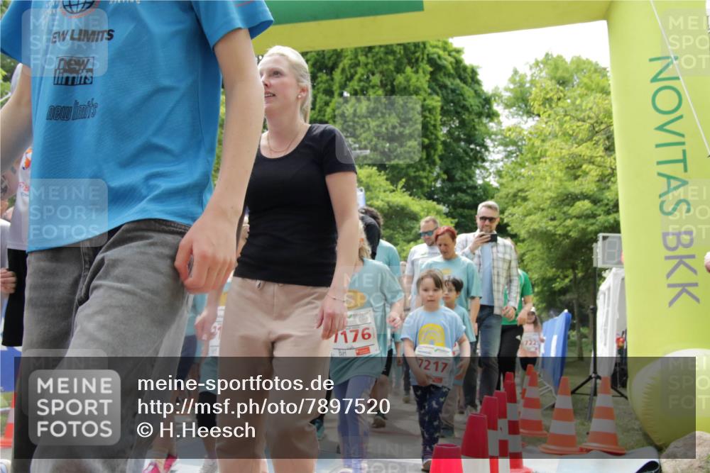 17.05.2025 - Störlauf H.Heesch http://msf.ph/oto/7897520 17.05.2025 13:03:27 Ziel 176, 7217 meine-sportfotos.de