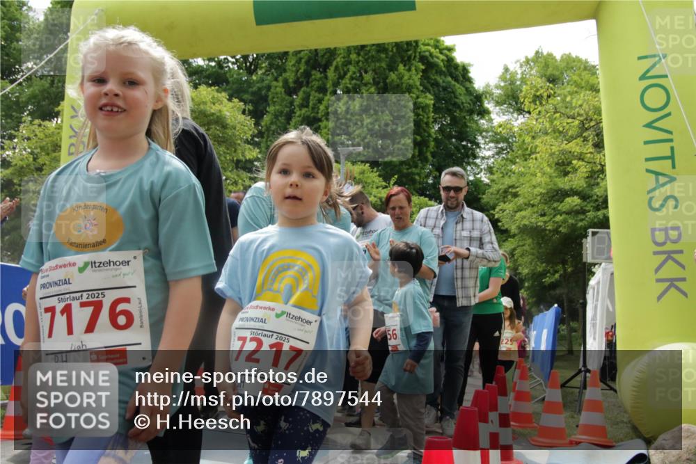 17.05.2025 - Störlauf H.Heesch http://msf.ph/oto/7897544 17.05.2025 13:03:29 Ziel 2025, 07176, 2025, 7217, 56, 225 meine-sportfotos.de
