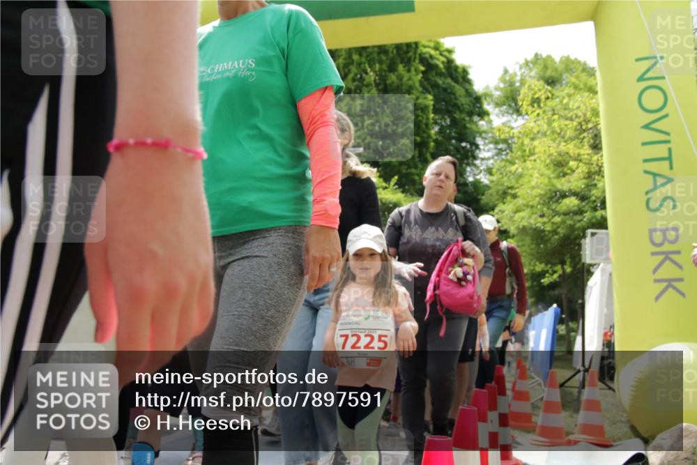 17.05.2025 - Störlauf H.Heesch http://msf.ph/oto/7897591 17.05.2025 13:03:36 Ziel 7225 meine-sportfotos.de
