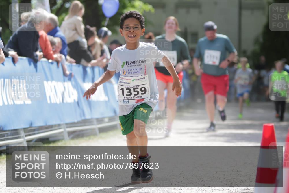 17.05.2025 - Störlauf H.Heesch http://msf.ph/oto/7897623 17.05.2025 14:54:15 Ziel 2025, 1359 meine-sportfotos.de