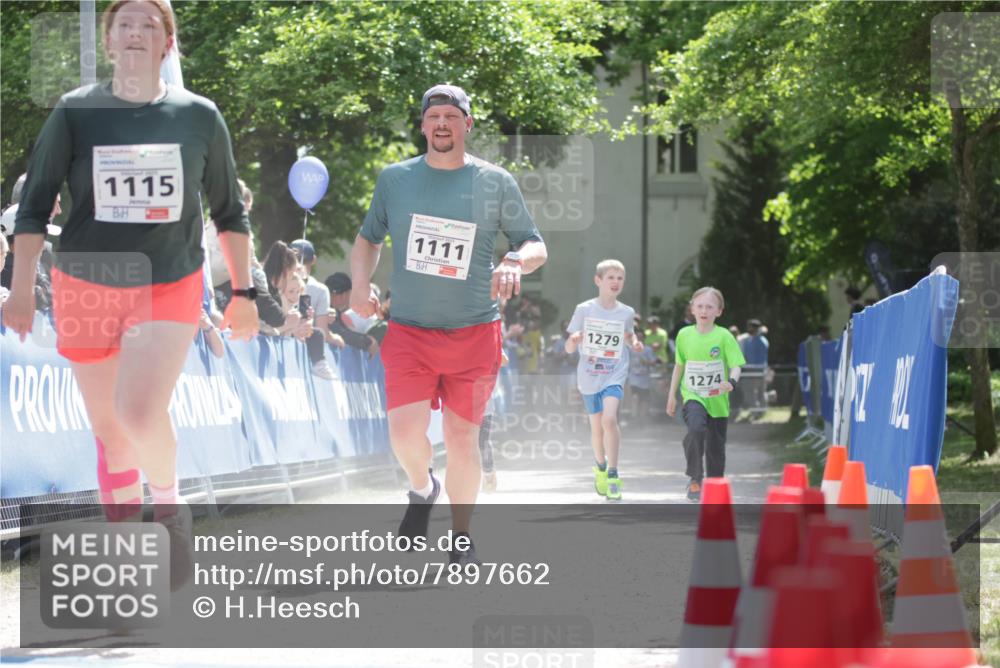 17.05.2025 - Störlauf H.Heesch http://msf.ph/oto/7897662 17.05.2025 14:54:17 Ziel 1115, 1111, 1279, 1274 meine-sportfotos.de