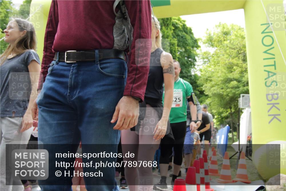 17.05.2025 - Störlauf H.Heesch http://msf.ph/oto/7897668 17.05.2025 13:03:45 Ziel 25 meine-sportfotos.de