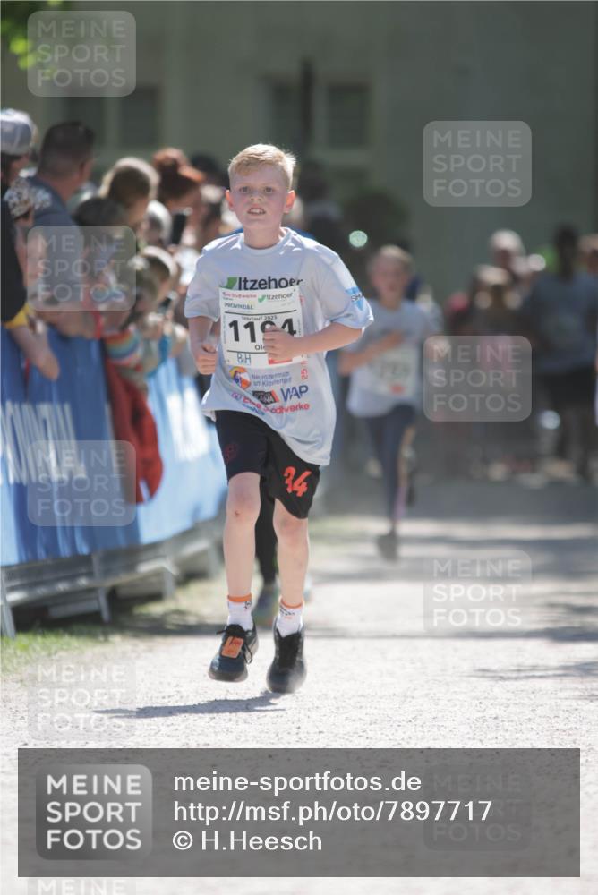 17.05.2025 - Störlauf H.Heesch http://msf.ph/oto/7897717 17.05.2025 14:42:20 Ziel 2025, 1194, 34 meine-sportfotos.de