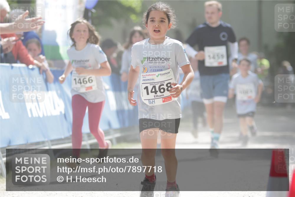 17.05.2025 - Störlauf H.Heesch http://msf.ph/oto/7897718 17.05.2025 14:54:28 Ziel 1466, 2025, 1468, 1459 meine-sportfotos.de