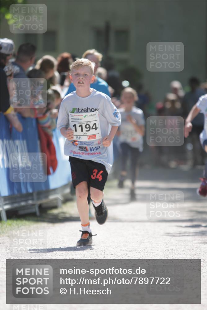 17.05.2025 - Störlauf H.Heesch http://msf.ph/oto/7897722 17.05.2025 14:42:20 Ziel 2025, 1194, 34 meine-sportfotos.de