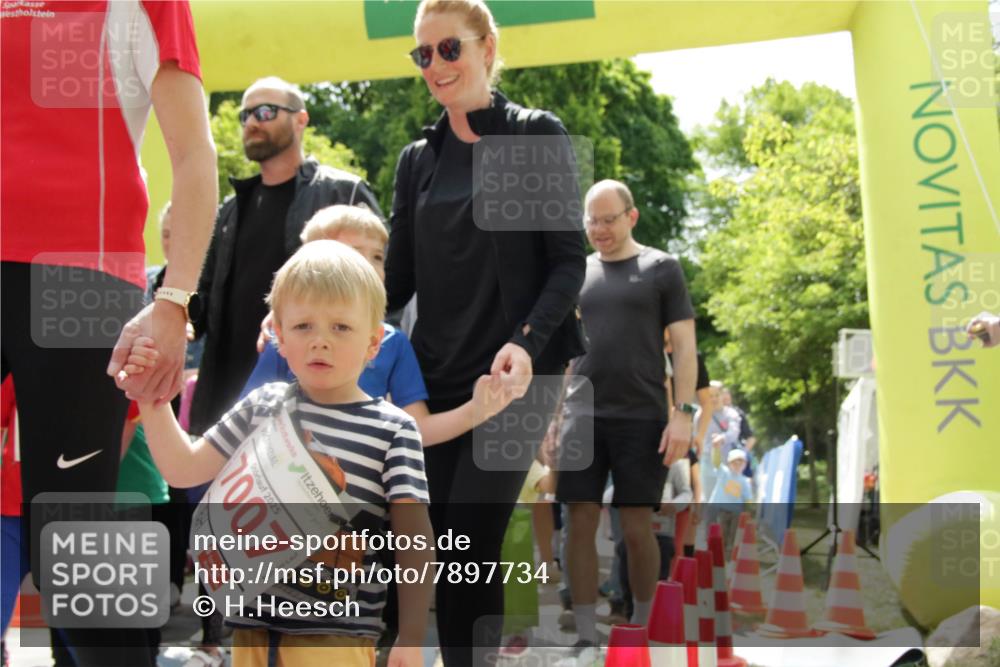 17.05.2025 - Störlauf H.Heesch http://msf.ph/oto/7897734 17.05.2025 13:03:53 Ziel 2025, 7007 meine-sportfotos.de