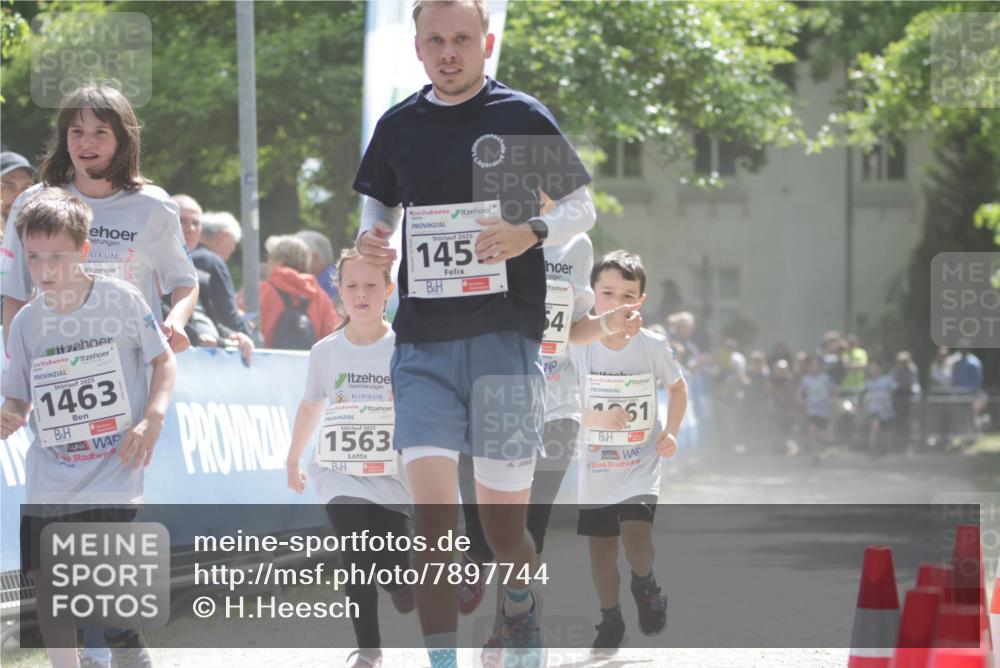 17.05.2025 - Störlauf H.Heesch http://msf.ph/oto/7897744 17.05.2025 14:54:32 Ziel 2025, 145, 2025, 1463, 2025, 1563, 54, 61 meine-sportfotos.de