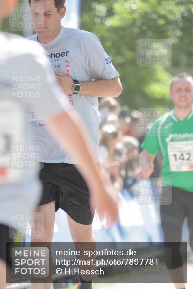 17.05.2025 - Störlauf H.Heesch http://msf.ph/oto/7897781 17.05.2025 14:42:31 Ziel 25, 142 meine-sportfotos.de