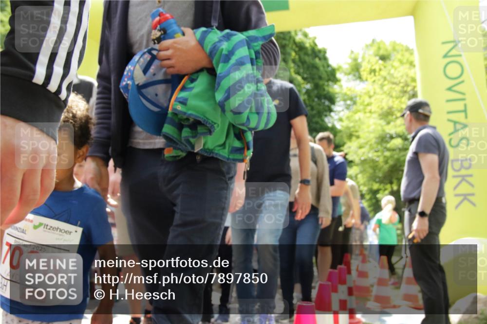 17.05.2025 - Störlauf H.Heesch http://msf.ph/oto/7897850 17.05.2025 13:04:15 Ziel 2025, 7006 meine-sportfotos.de